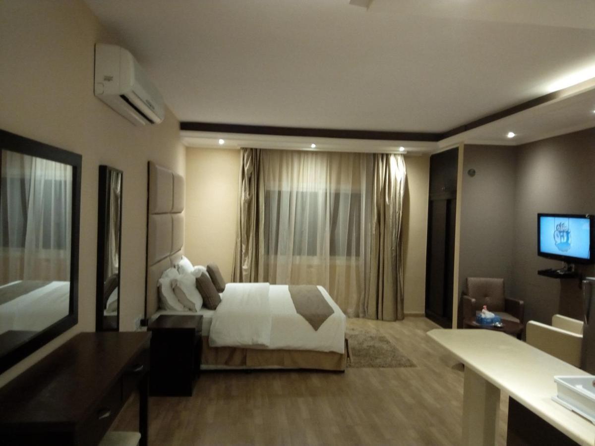 Shayah Suites Jeddah Exterior photo